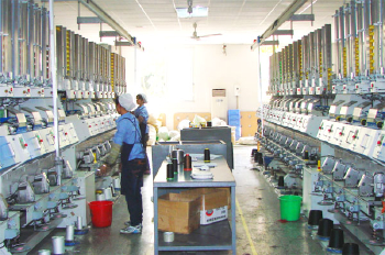 全自動(dòng)繞線(xiàn)機車(chē)間